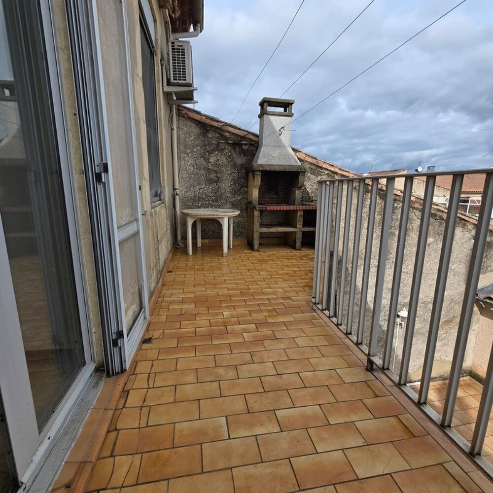 T4 3 chambres à Lunel  Centre-ville et gare à pied