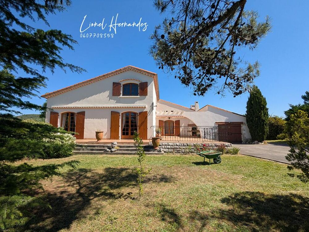 Maison de caractère de plain-pied - 130 m² - Terrain plat de 2411 m² - Saint-Privat-des-Vieux (Mazac)