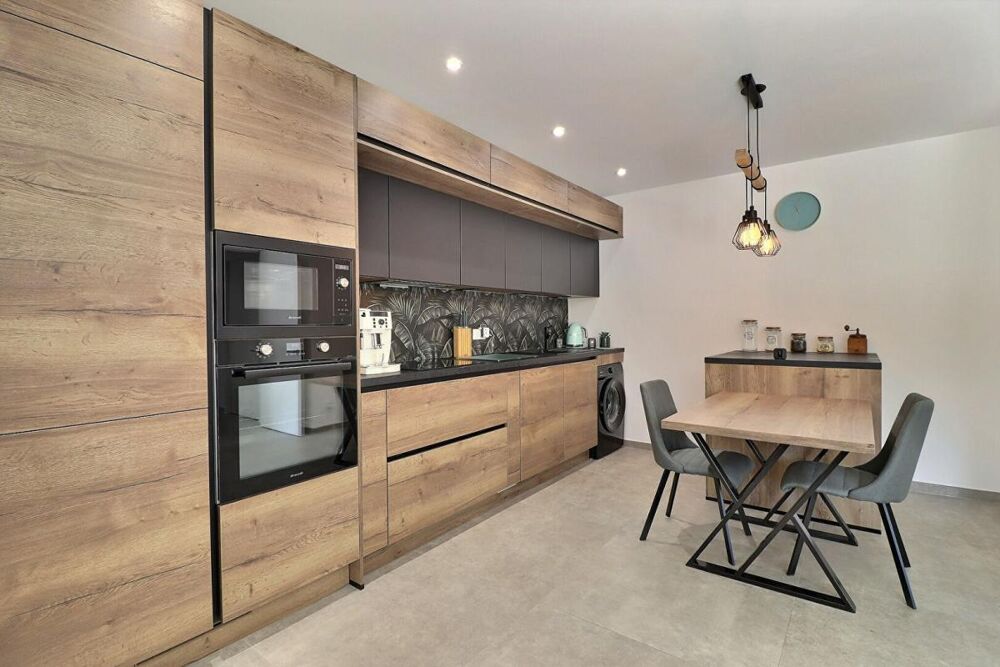 Vente Appartement Appartement  Le Castellet 3 pièce(s) 60 m2 avec jardin et places de parking Le beausset