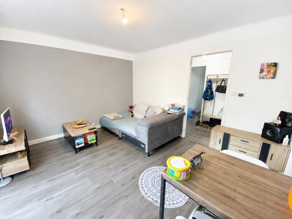 Appartement 4 pièces 66M2 avec balcon et cave à SETE (34)