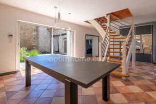  Maison  vendre 6 pices 182 m