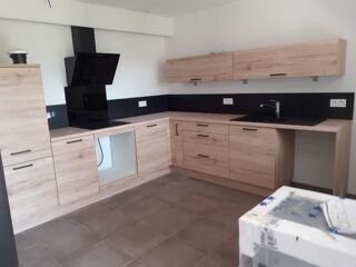  Appartement à louer 4 pièces 109 m²