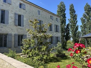  Propriété/château à vendre 15 + pièces 885 m²