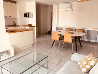  Appartement à louer 3 pièces 68 m²