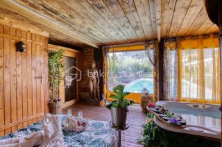  Villa � vendre 10 pi�ces 254 m�