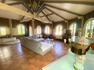  Maison  vendre 5 pices 254 m