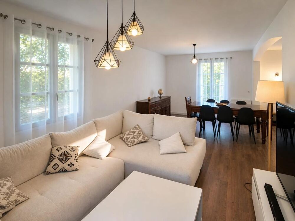 Maison de 9 pièces de 183 m² à Linars