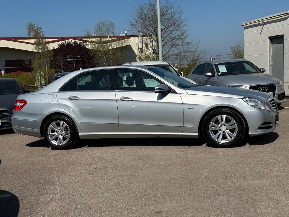 Classe E IV 220 CDI BLUEEFFICIENCY AVANTGARDE EXECUTIVE BVA 2011 occasion 78240 Chambourcy