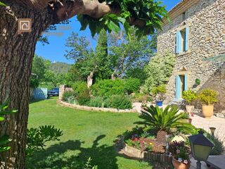  Proprit/chteau  vendre 9 pices 331 m