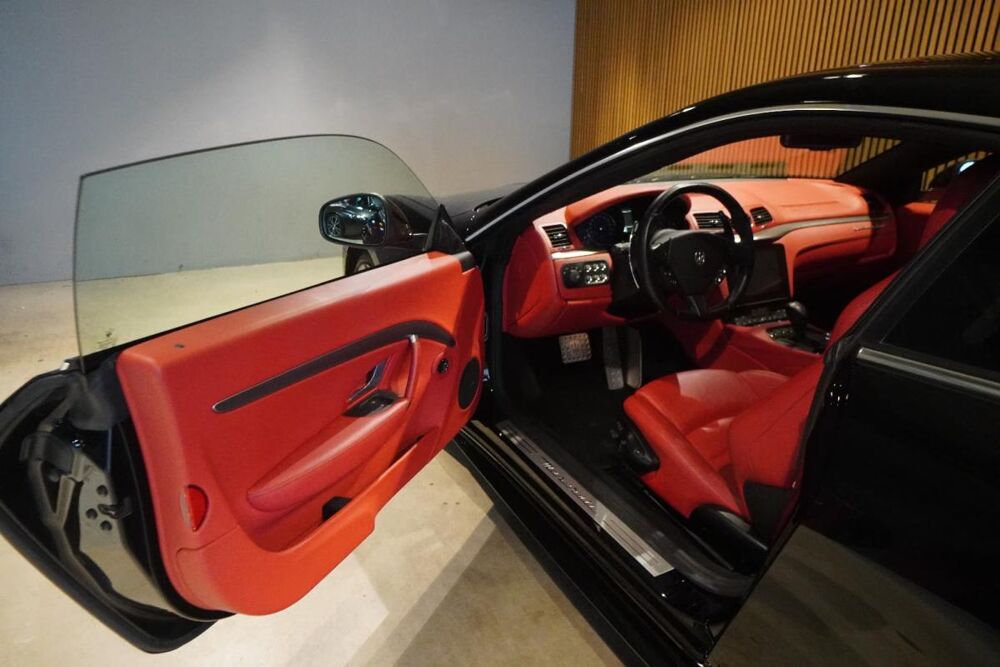 Granturismo V8 4.7 Sport – Deutsch Noir/Rouge 2019 occasion 33000 Bordeaux