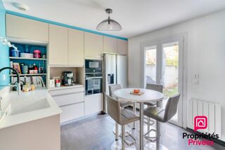  Maison à vendre 6 pièces 196 m²