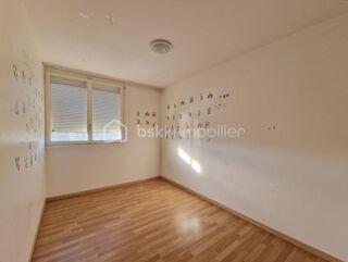  Appartement � vendre 4 pi�ces 82 m�