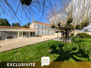  Maison à vendre 8 pièces 253 m²