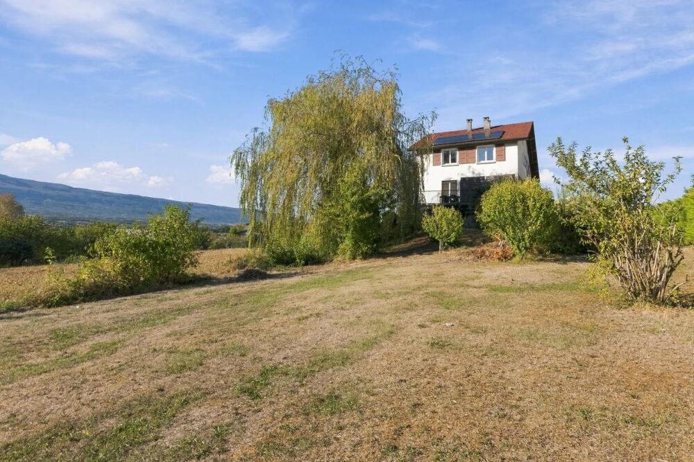 Vente Maison Maison de 8 pièces de 182 m² à Challonges DPE C Challonges