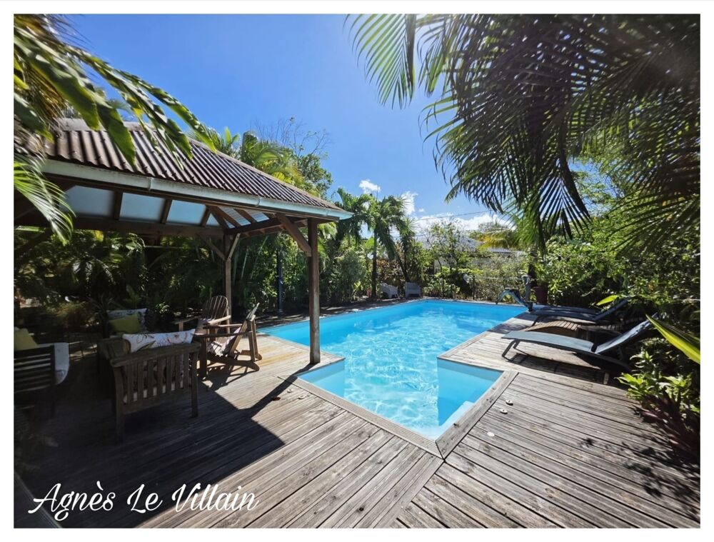 Maison 7 pièces 156 m² · à Deshaies · 156 m² · 699 600 €