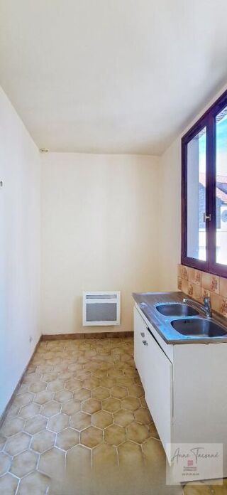  Appartement à louer 2 pièces 31 m²