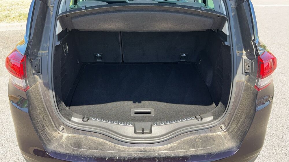 Sc&eacute;nic 1.7 dCi 150 Initiale Paris 2019 occasion 45360 Chatillon Sur Loire