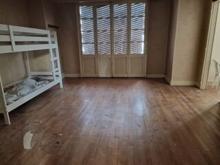  Immeuble à vendre 10 pièces 360 m²