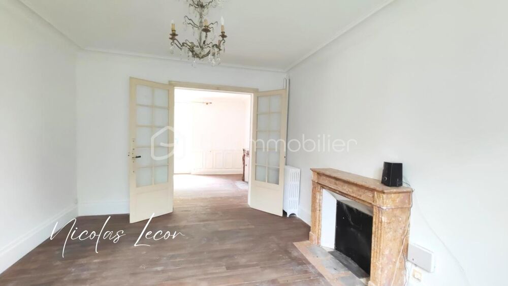 Vente Propriété/Château Élégante maison de maître d'environ 210 m² habitables – 6 chambres – Terrain arboré d'environ 2 700 m² Ourouer les bourdelins