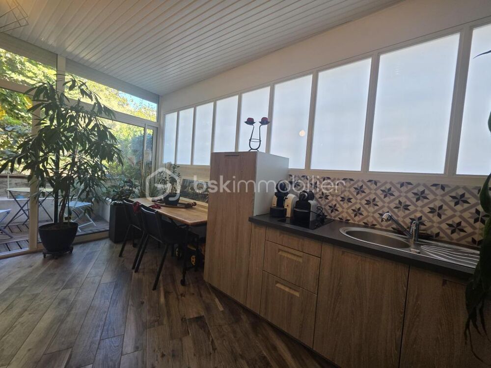 MAISON DE VILLE AVEC ASCENSEUR - 4 CHAMBRES - TERRASSE