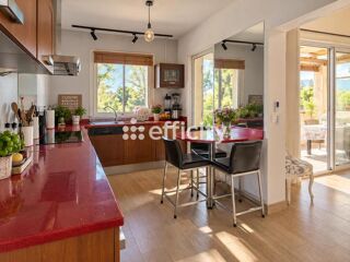  Villa à vendre 6 pièces 170 m²