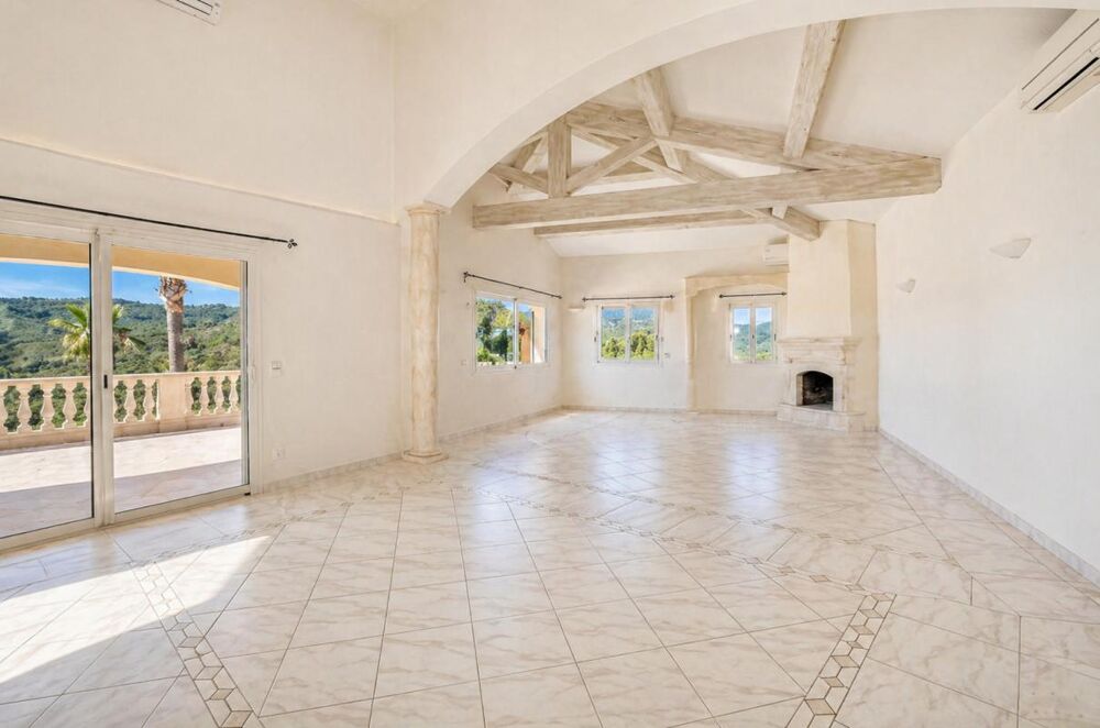 Vente Villa Villa Roquebrune Sur Argens 7 pièce(s) 160 m2 Roquebrune sur argens