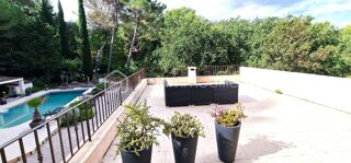  Villa à vendre 6 pièces 212 m²