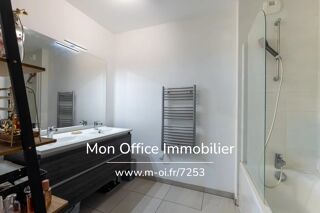 Vente Appartement Référence : 7253-MCO - Dernier étage Appartement 3 pièces terrasse et place de parking privative en sous sol Marseille 13
