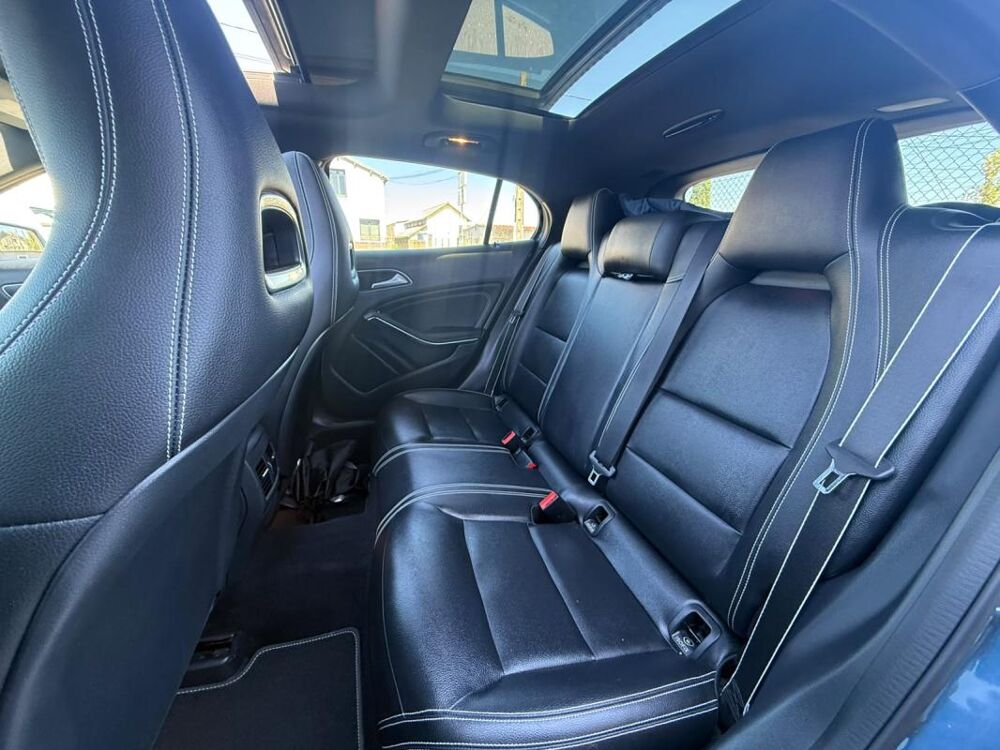 Classe GLA 220 D EDITION STARLIGHT 177CH 7G-DCT GARANTIE 6 MOIS / REPRI 2019 occasion 36300 Le Blanc