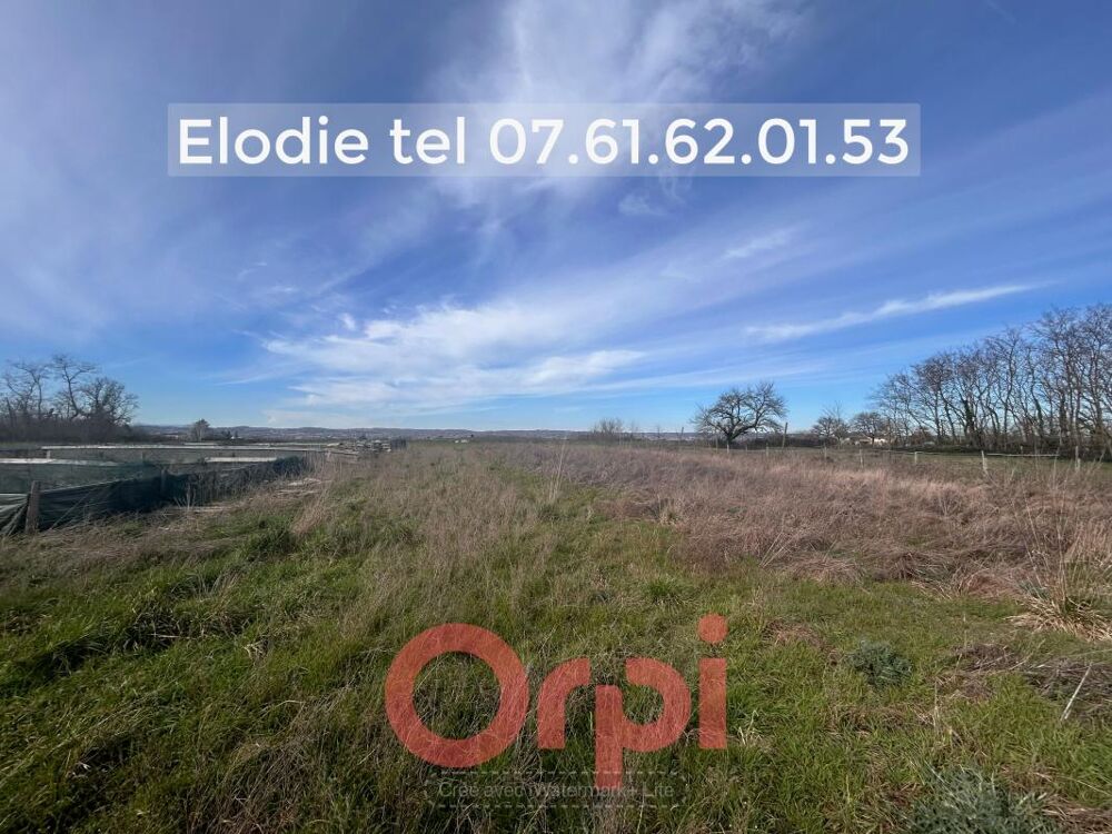   Entrepot de 200 m² sur 19810 m² de terrain 