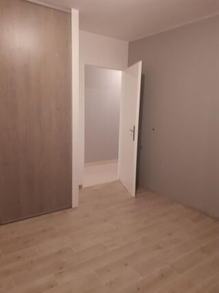  Maison à louer 6 pièces 130 m²