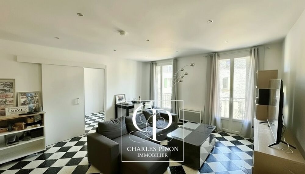 Vente Maison VENTE Appartement 3 pièces SAINT CANNAT (13) Vendue louée Saint cannat