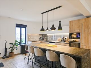  Maison � vendre 7 pi�ces 200 m�