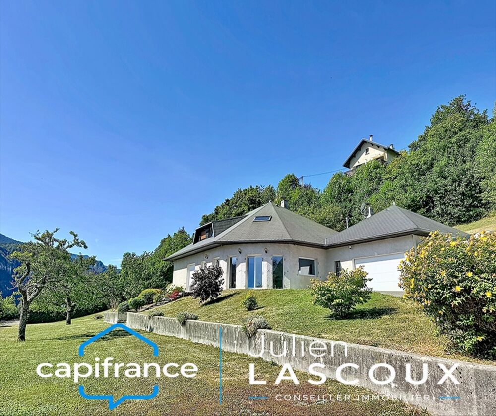 ENGINS  MAISON DEXCEPTION  208 M² HABITABLES  VUE PANORAMIQUE
