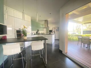  Maison � vendre 5 pi�ces 166 m�