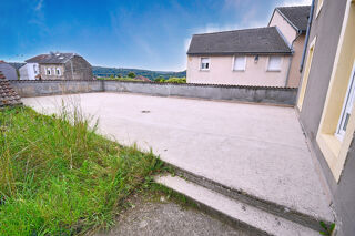  Immeuble  vendre 9 pices 170 m