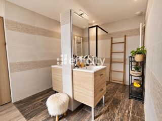  Maison à vendre 6 pièces 167 m²