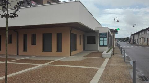 GRIEGES - Cabinet &agrave; louer - id&eacute;al profession de sant&eacute; 617 01290 Grieges