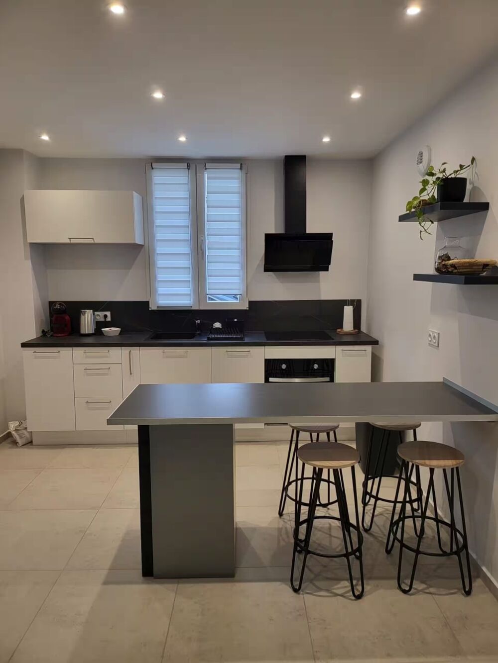 À louer  Appartement T2 entièrement meublé de 60 m² - VETRAZ MONTHOUX (74)