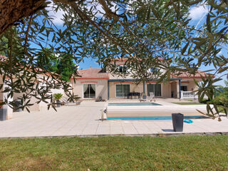  Villa à vendre 6 pièces 219 m²