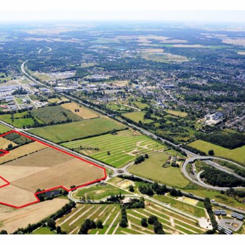 À vendre - terrain non divisible de 20 ha à Vierzon, proche de Bourges (18) 2600000 18100 Vierzon