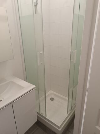  Appartement à louer 3 pièces 50 m²