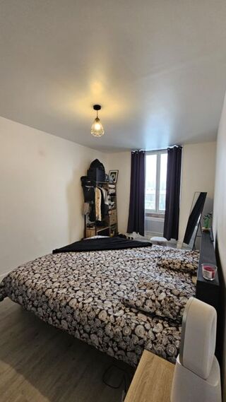  Appartement à louer 2 pièces 63 m²