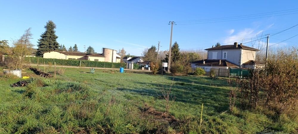 Vente Terrain Terrain à bâtir arboré et bucolique et proche de tout Saint front de pradoux