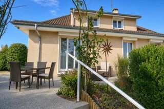 Vente Maison Maison de 6 pièces de 145 m² et d'un sous sol de 105m2 aux Echets (Miribel) Miribel
