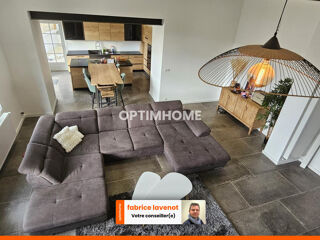  Maison  vendre 6 pices 180 m
