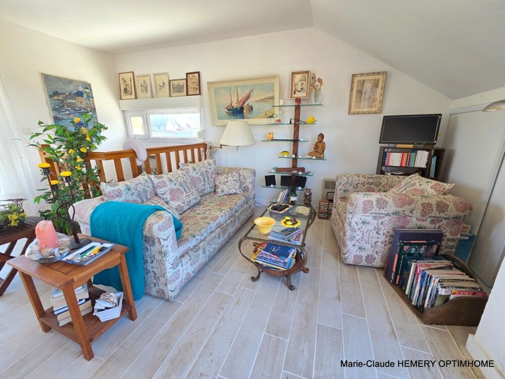 SAINT BRIAC SUR MER:Appartement de 69m², 4 pièces, terrasse et balcon ensoleillées, deux stationnements
