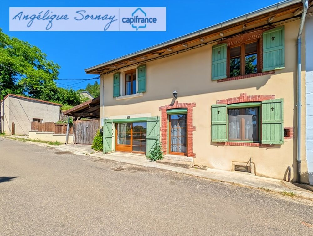 À 10 min de Saint-Amour  Maison de village 103 m² avec 3 chambres et combles aménageables -- Montrevel Morges (39320), secteur