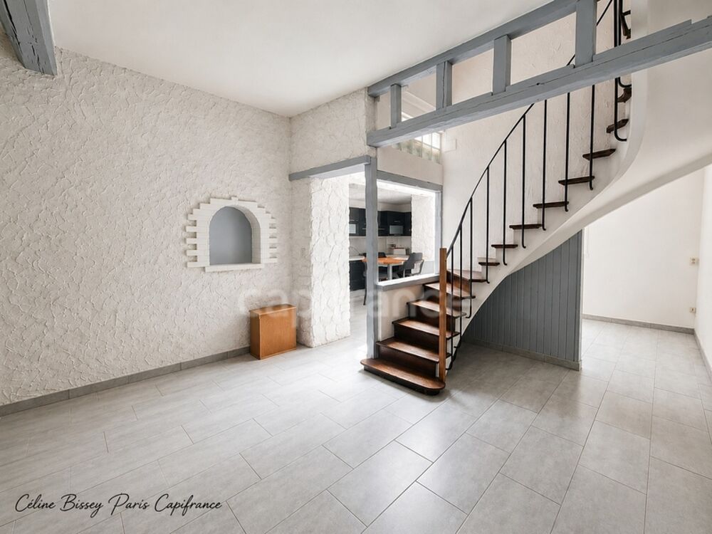 Vente Maison Maison de ville 228M2, 4 chambres, cour et terrasse Cheroy