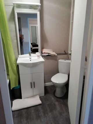  Appartement à louer 2 pièces 46 m²
